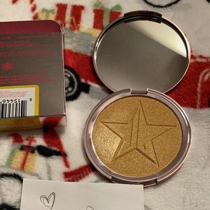 Summer Snowcone Highlighter 
Swatched
Box included